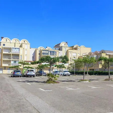 Apartment Les Maisons De La Plage-3 By Interhome