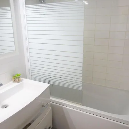 Les Maisons De La Plage-3 By Interhome *